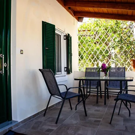 Spyran Apartment Marantochori Exterior photo