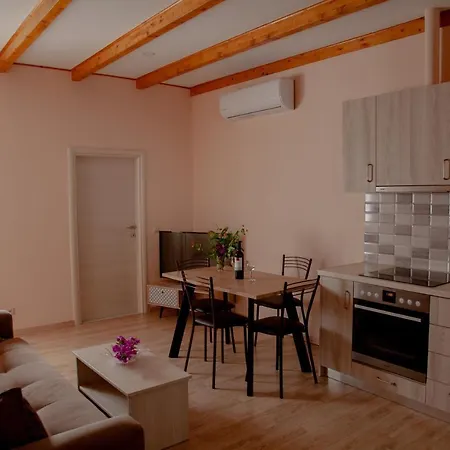 Spyran Apartment Marantochori Exterior photo