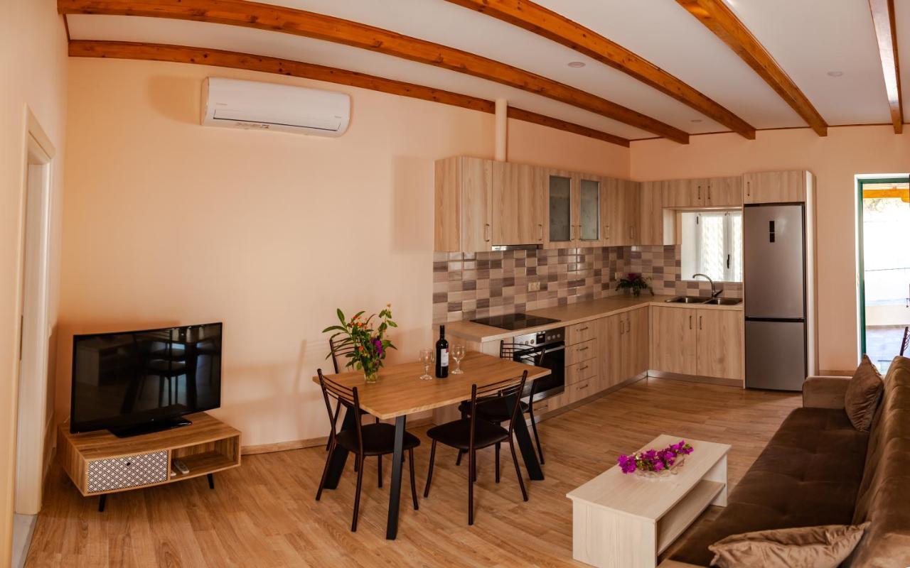Spyran Apartment